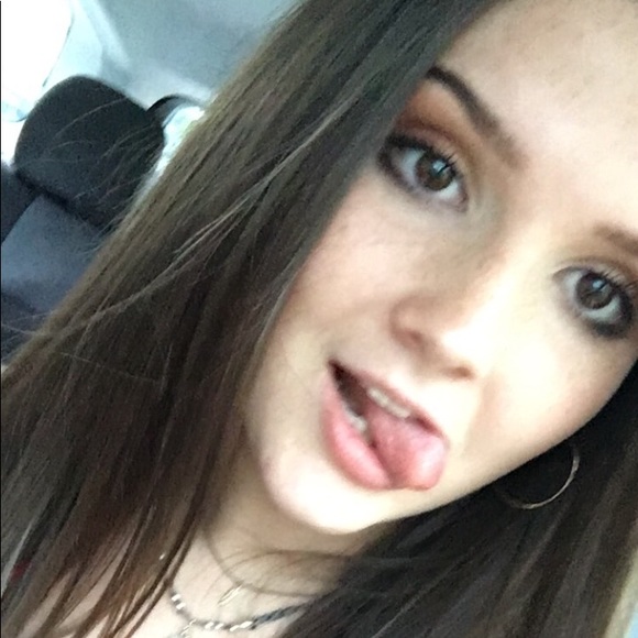 Meet your Posher, Marianne - Picture 1 of 1